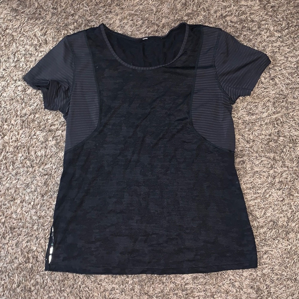 Black Lululemon T-shirt